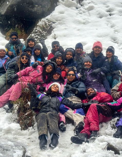 Manali Group Trip With Paper Boat Journey